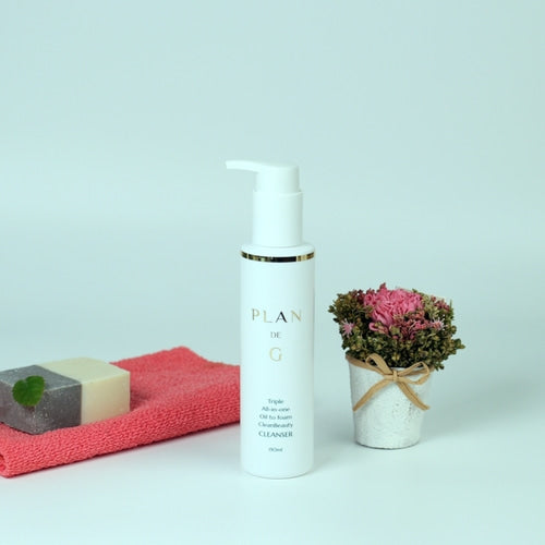 Triple All-in-One Oil-to-Foam Clean Beauty Cleanser
